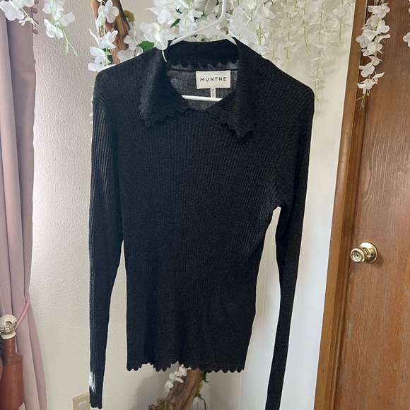 Munthe Ruffle Knit Black and Gold Textured Knit Blouse 🖤 - Picture 7 of 12